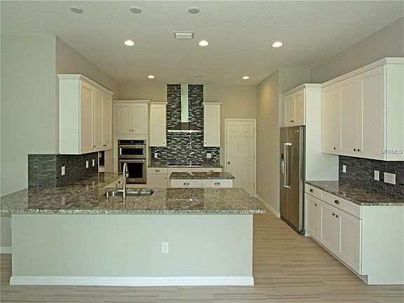 4th image of 3259 Medina Ct