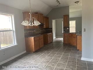 3rd image of 7266 Saddletrail Dr