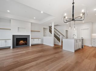 1444 Crown Isle Dr #111, Courtenay, BC