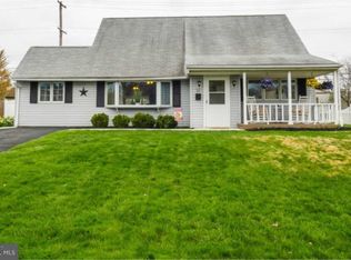 72 Harmony Rd, Levittown, PA 19056