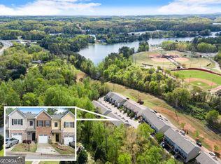 1536 Bluff Valley Cir, Gainesville, GA 30504