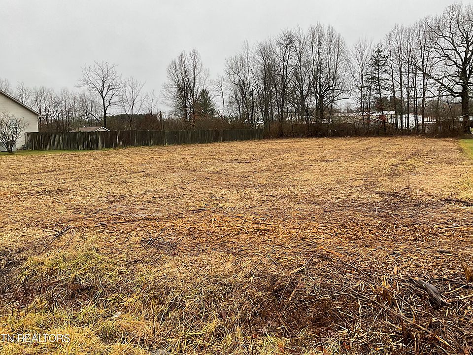 2nd image of Lakyn Dr