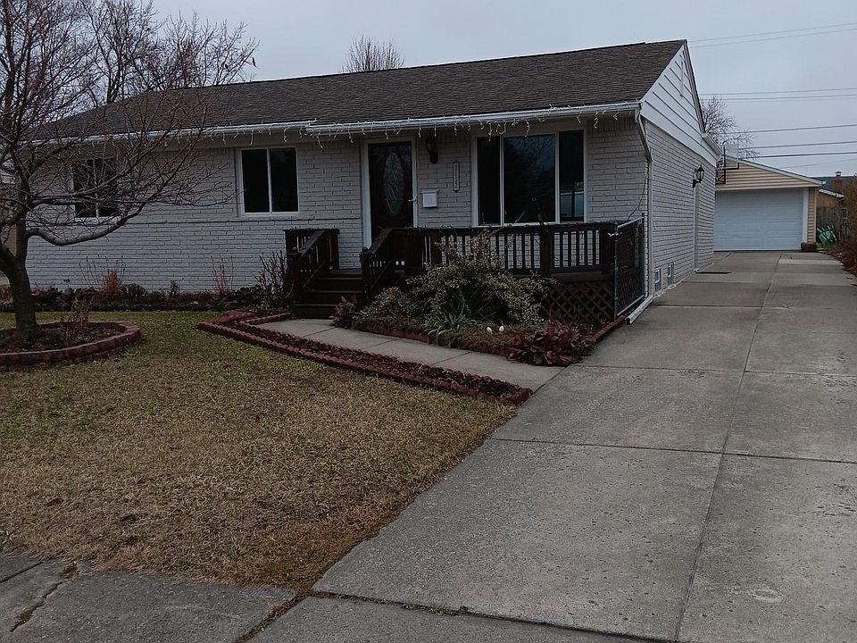 1st image of 2112 Garry Dr