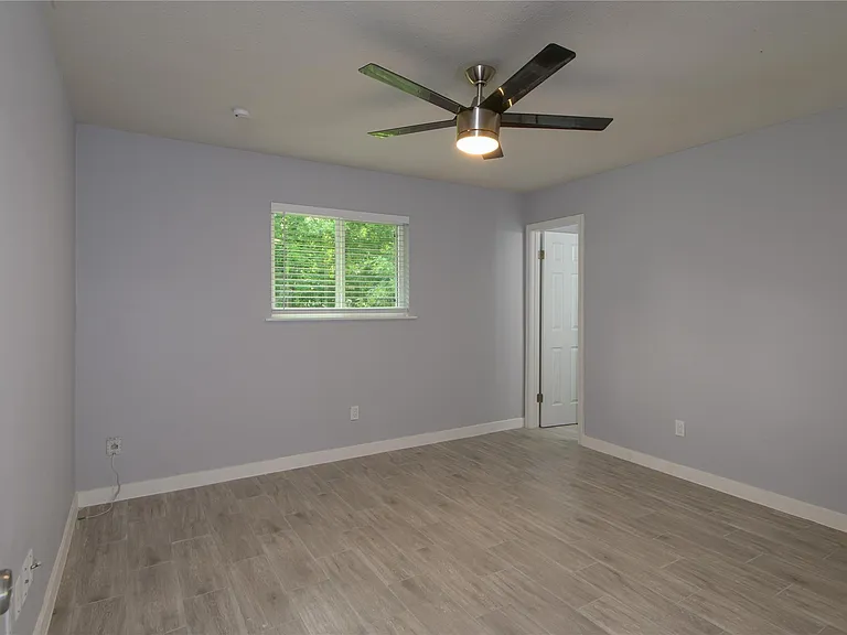 12714 Bauman Rd — Photo 23