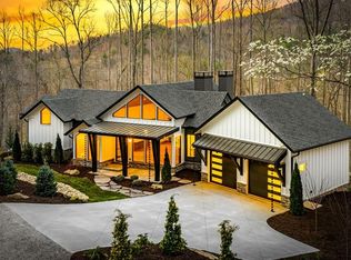 172 Grand Oaks Trl, Morganton, GA 30560