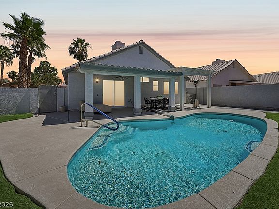 2nd image of 5216 Velazco Ln