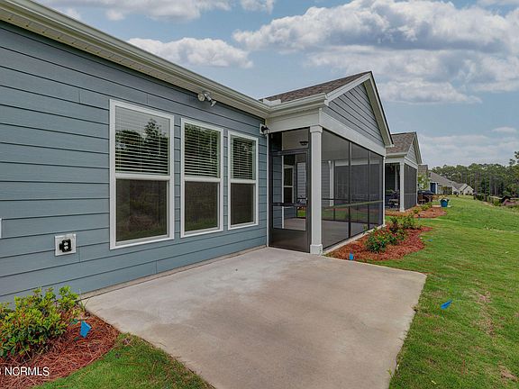 4th image of 518 Fox Sedge Place
