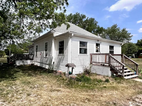 621 S Union Ave, Exeter, NE 68351