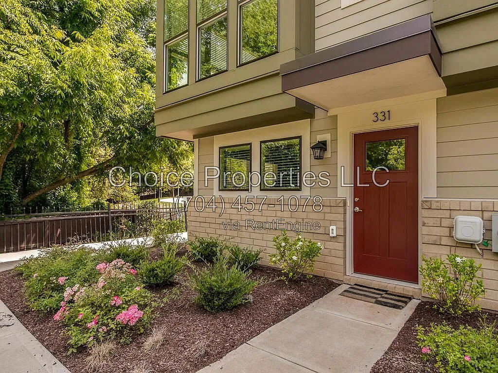 2 bed, 2.5 bath, 1341 sqft, $2,595 — Photo 2