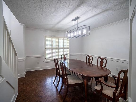 5th image of 2095 Newfields Rd