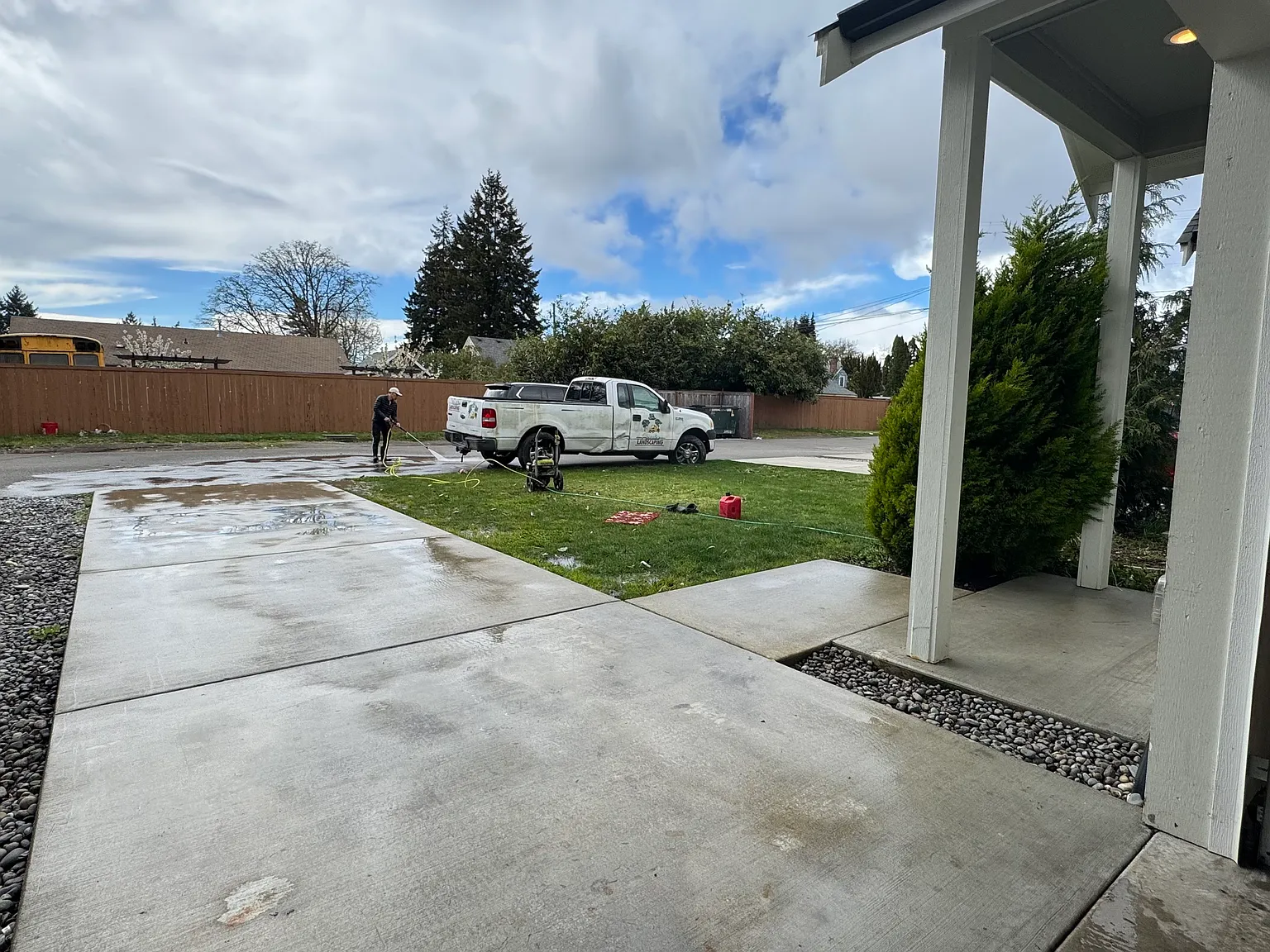 3 bed, 2.5 bath, 1143 sqft, $2,495 — Photo 4