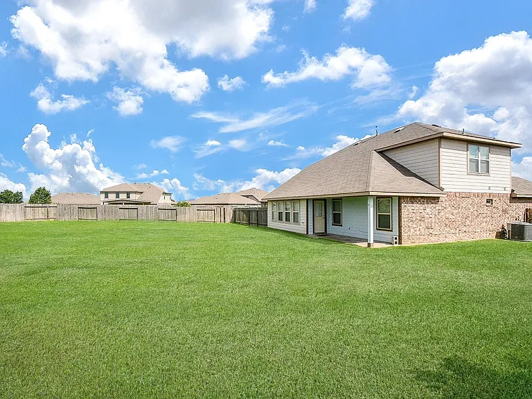 29251 Jacobs River Dr — Photo 19