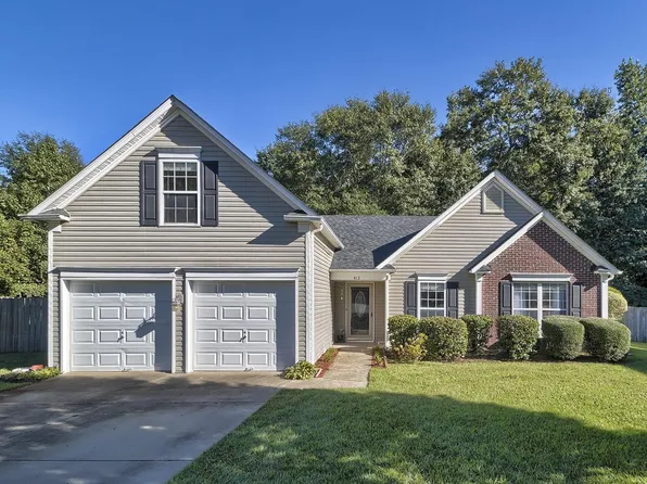 413 Bear Brook Ct, Lexington, SC 29072