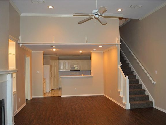 5th image of 18 Country Club Pl