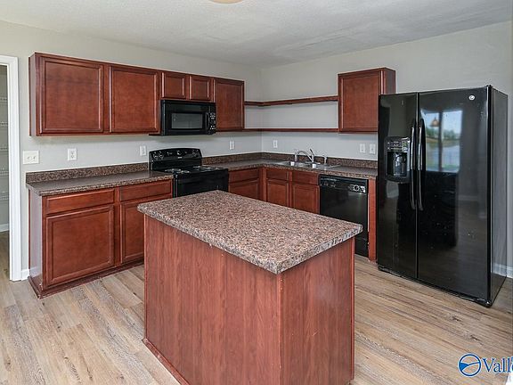 3rd image of 176 Bermuda Lakes Dr