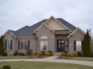 4050 Ballard Woods Dr, Smithfield, KY 40068