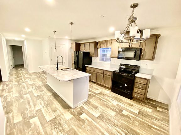 Mariner Model Open Kitchen 1