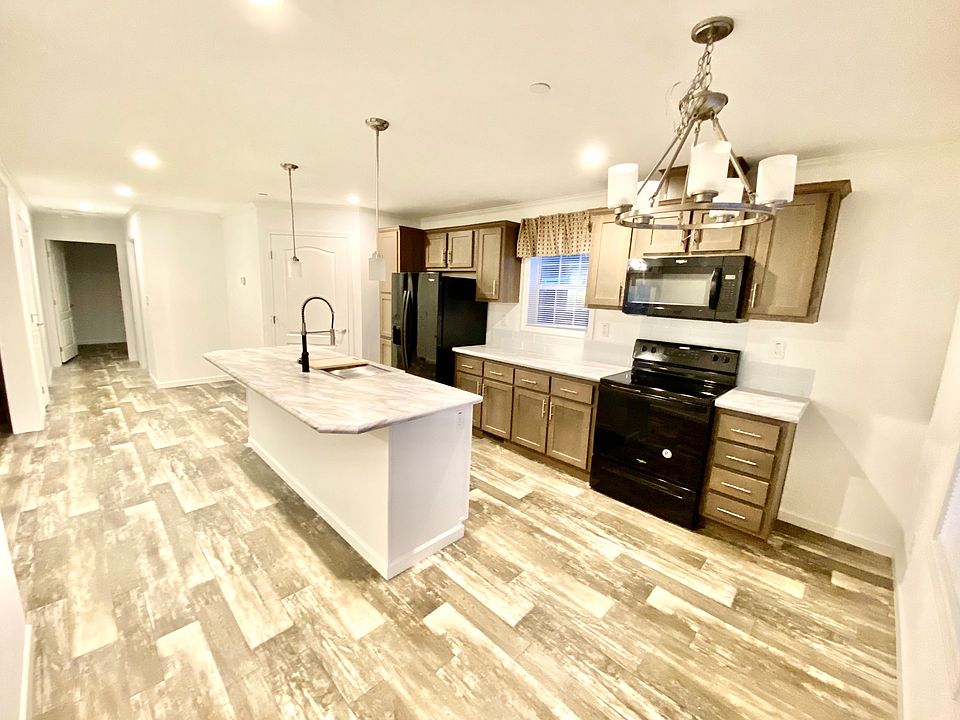 The Mariner Plan, Chestnut Point Estates and Marina New! 55+ Water