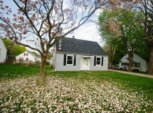 222 Dempsey Rd, Madison, WI 53714