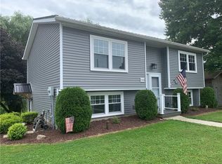 103 E 1st Aly, Waterford, PA