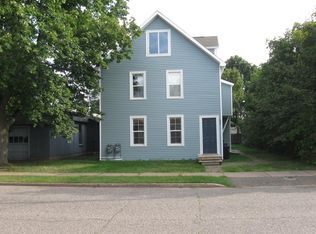 632 Park St #1, Ishpeming, MI 49849