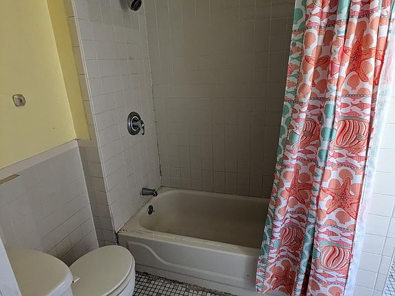 5th image of 49 Lentz Ave Floor 2