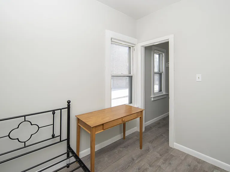 159 Hoosick St #1R — Photo 23