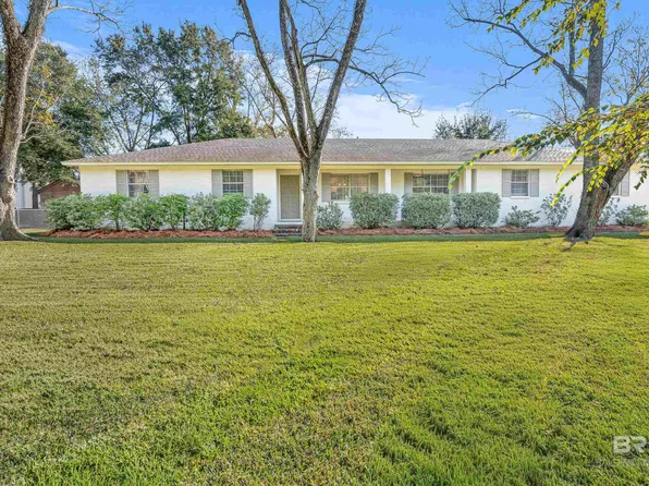 18 Blue Island Ave, Fairhope, AL 36532