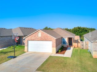 11701 Annette Dr, Yukon, OK 73099