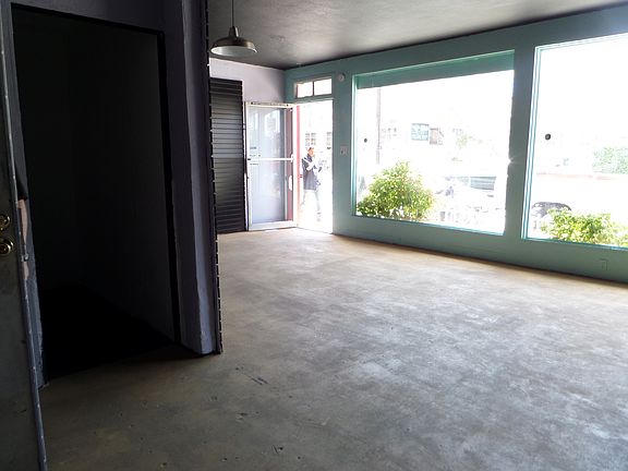 2nd image of 1131 E 4th St
