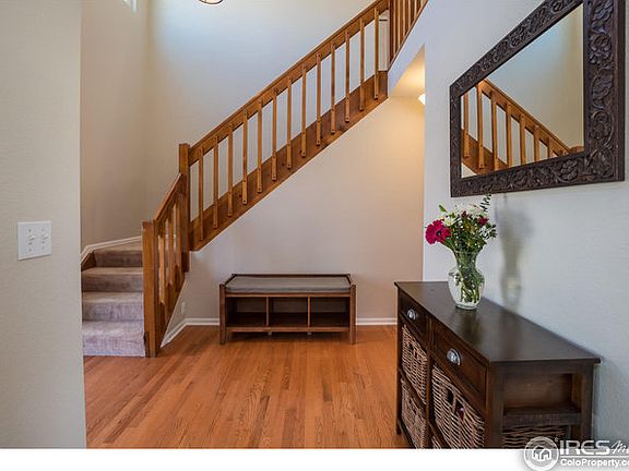 Staircase/Entry