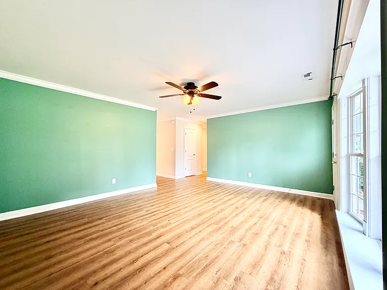 488 Cronin Rd — Photo 8