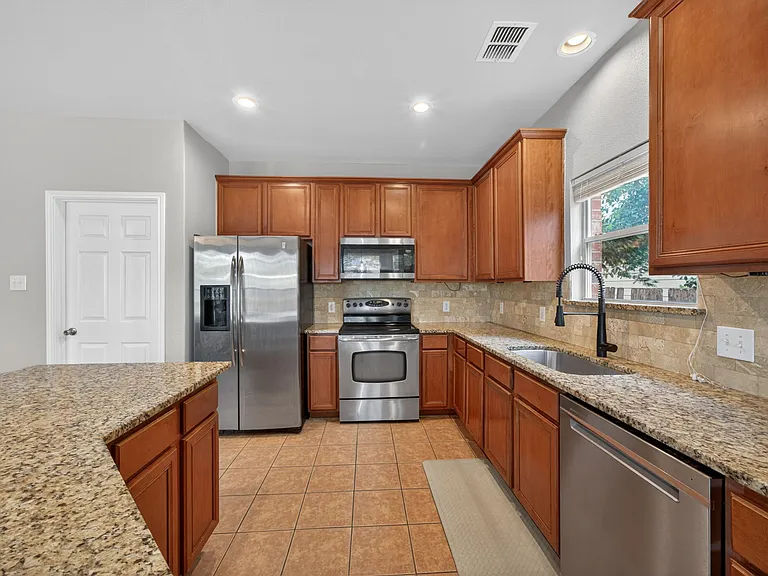 4847 Farber Dl — Photo 18