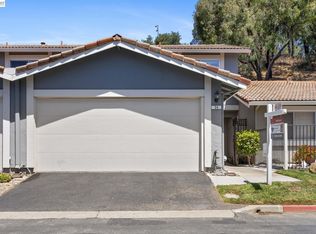 34 Chimney Rock, Oakland, CA
