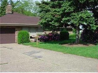 412 Cecil Henderson, Cecil, PA 15317