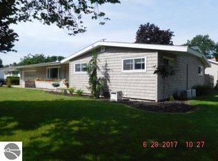 419 Huron St, East Tawas, MI 48730