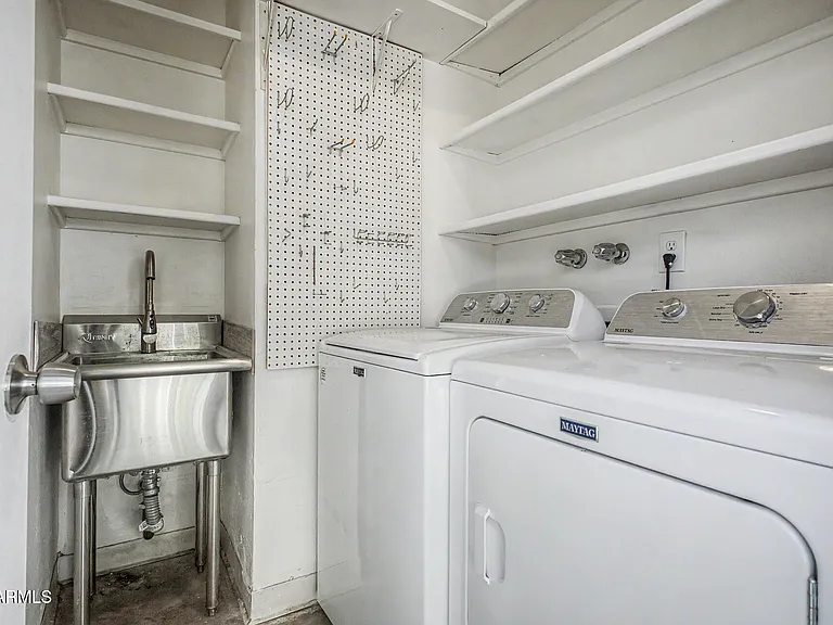 3734 E Montecito Ave — Photo 34