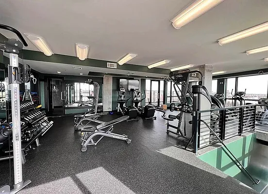 Rented by ERNY LLC | media 20