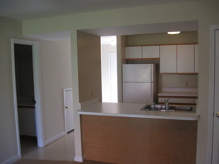 310 Wine St — Photo 10