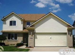 6232 Swan Lake Dr, Romulus, MI 48174