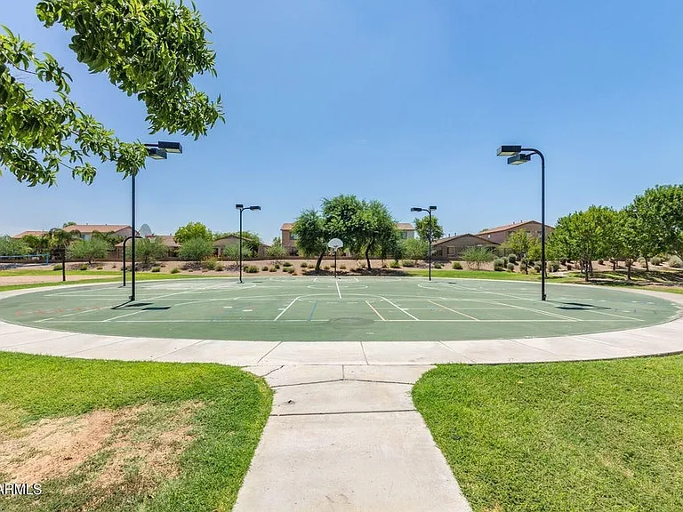 983 E Palomino Way — Photo 42