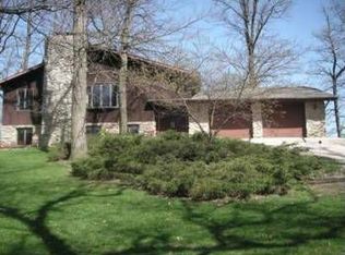 8N303 Thomas Rd, Maple Park, IL 60151