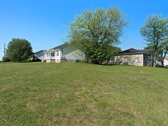 4th image of 2038 Gardendale Dr