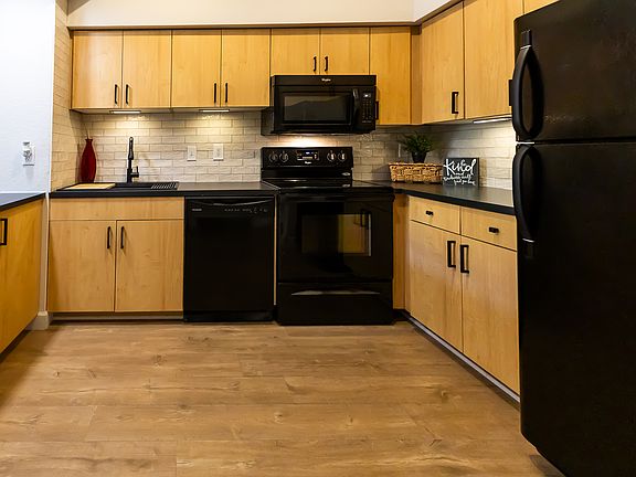 2nd image of 520 S Armenia Ave Unit 1215
