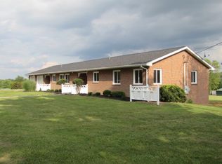 575 Topaz Dr, Max Meadows, VA 24360