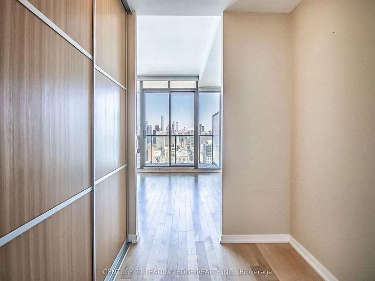 33 Lombard St #3503 — Photo 29
