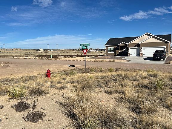 4th image of 468 E Goldenrod Dr