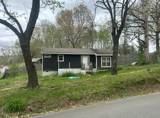 493 Akins Rd, Chickamauga, GA 30707