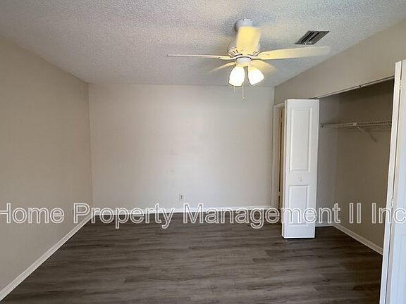 4th image of 4765 Sunny Palm Cir APT B