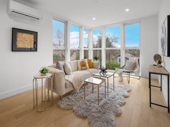 6012 B 35th Ave NE, Seattle, WA 98115